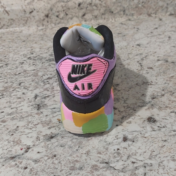 Nike air max size 6Y custom - Picture 3 of 9